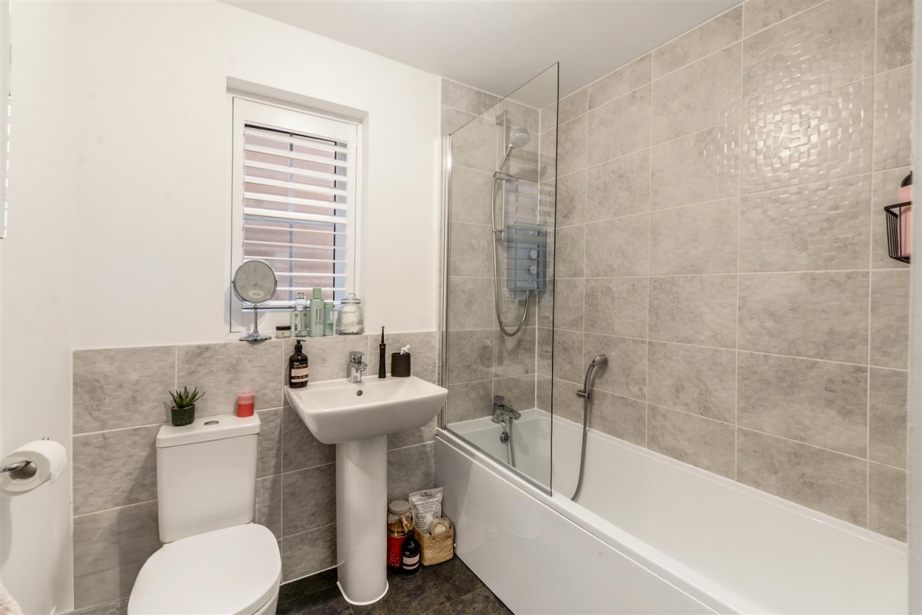 Dumbrell Drive, Paddock Wood, Tonbridge