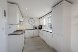 Melrose Avenue, Kings Hill, ME19 4SJ