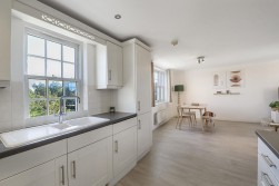 Melrose Avenue, Kings Hill, ME19 4SJ