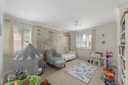 Goldings Close, Kings Hill, ME19 4BE