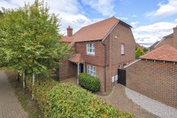 Goldings Close, Kings Hill, ME19 4BE