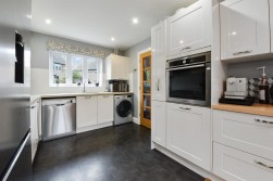 Porter Avenue, Kings Hill, ME19 4QN