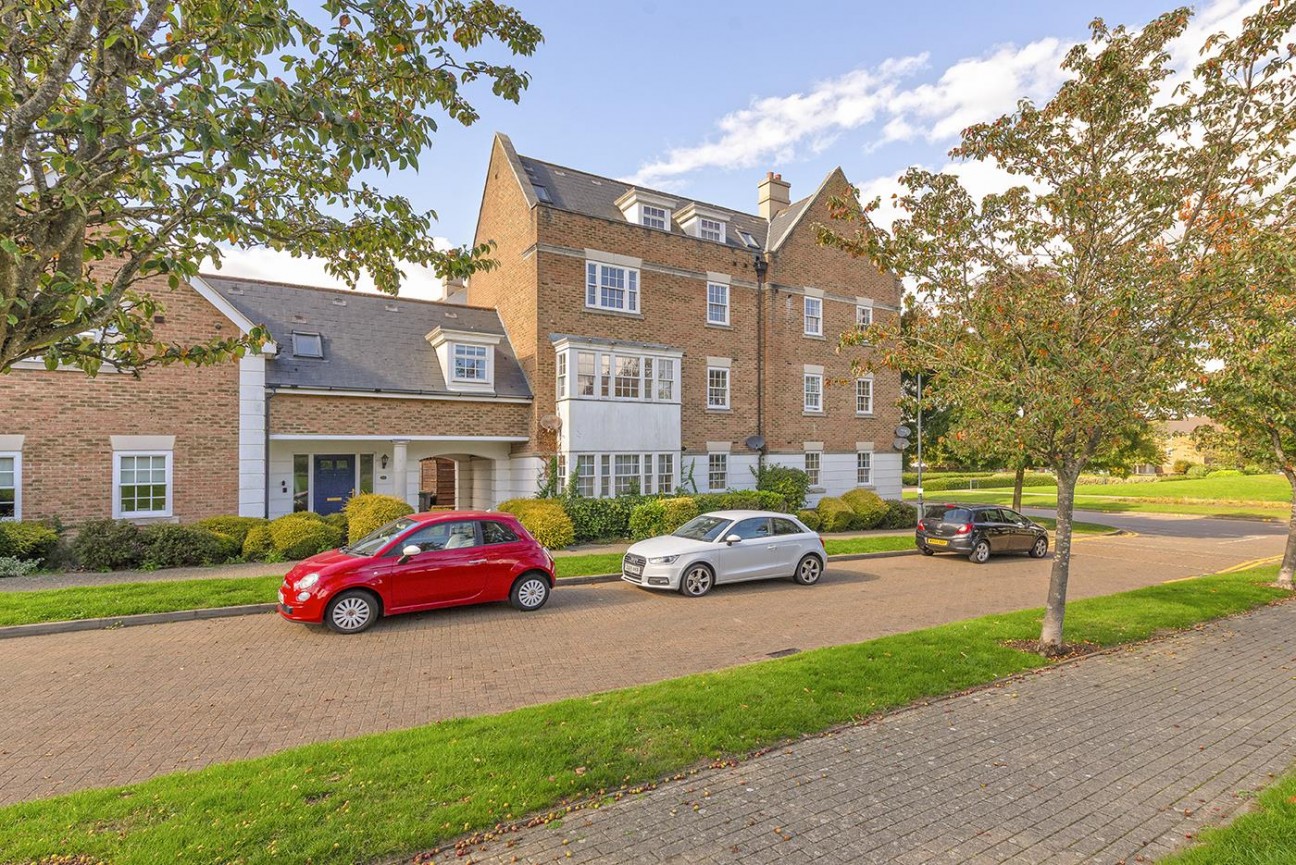 Melrose Avenue, Kings Hill, ME19 4SJ