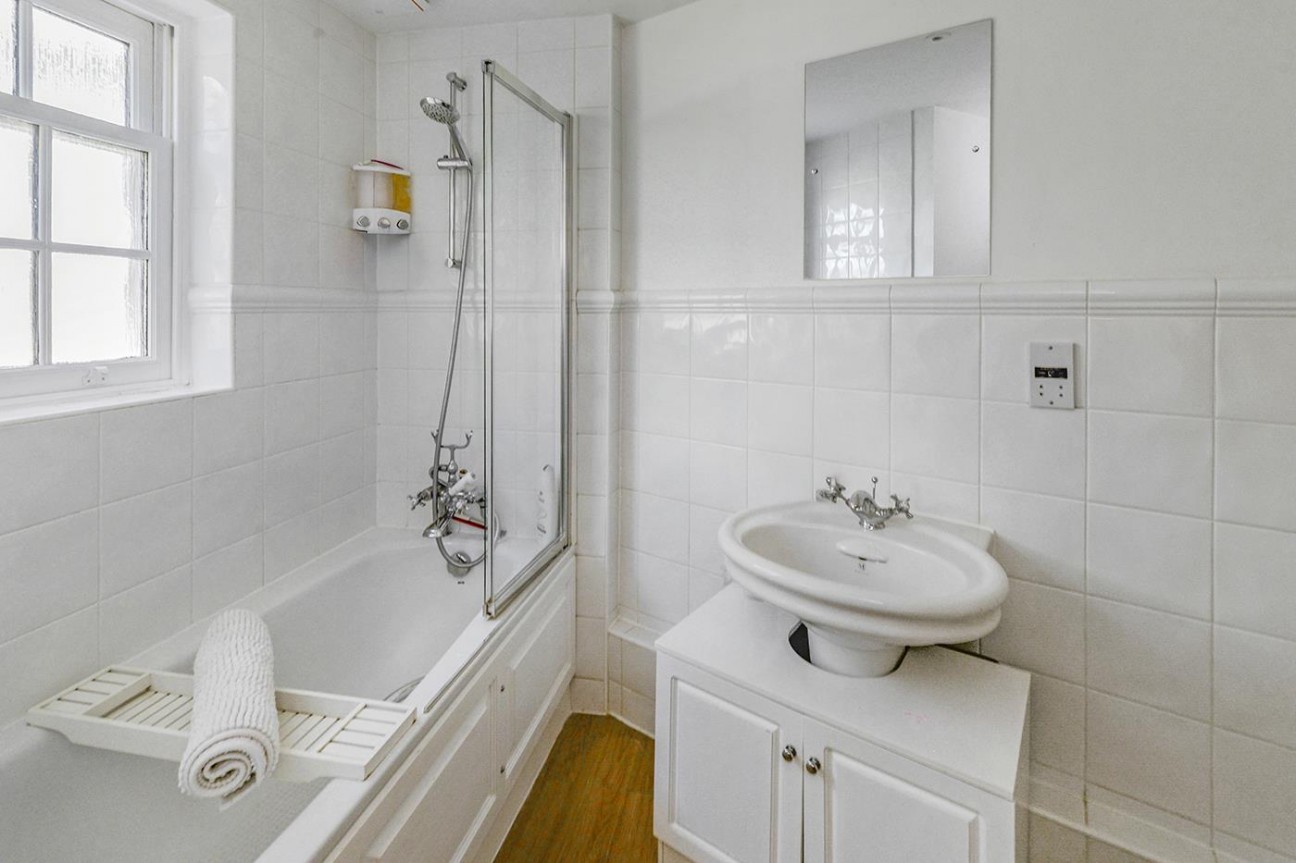 Melrose Avenue, Kings Hill, ME19 4SJ