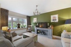 Brick Gardens, Ryarsh, West Malling