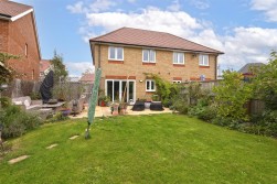 Brick Gardens, Ryarsh, West Malling