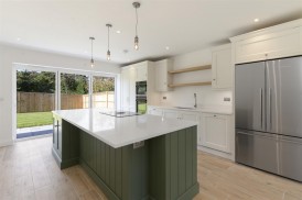 Barfield Gardens, Offham, West Malling