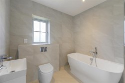 Barfield Gardens, Offham, West Malling