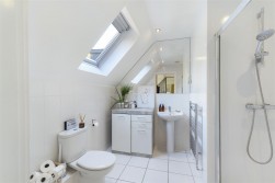 Woodland Gate Walk, Leybourne, West Malling