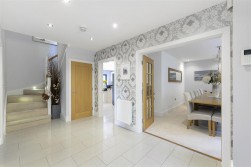 Woodland Gate Walk, Leybourne, West Malling