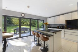 Woodland Gate Walk, Leybourne, West Malling