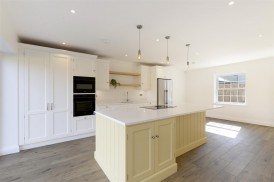 Barfield Gardens, Offham, West Malling