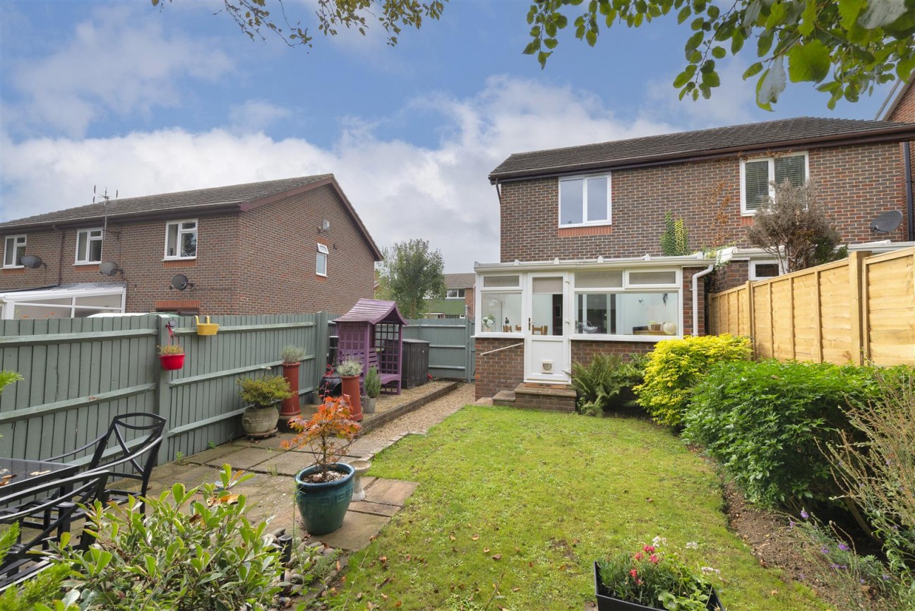 Lockswood, Allington