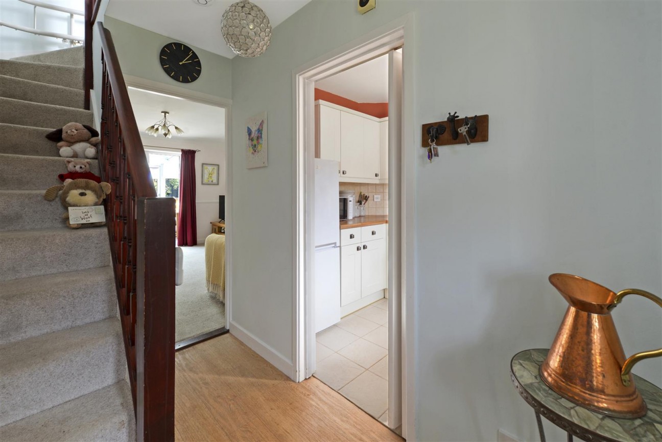 Lockswood, Allington