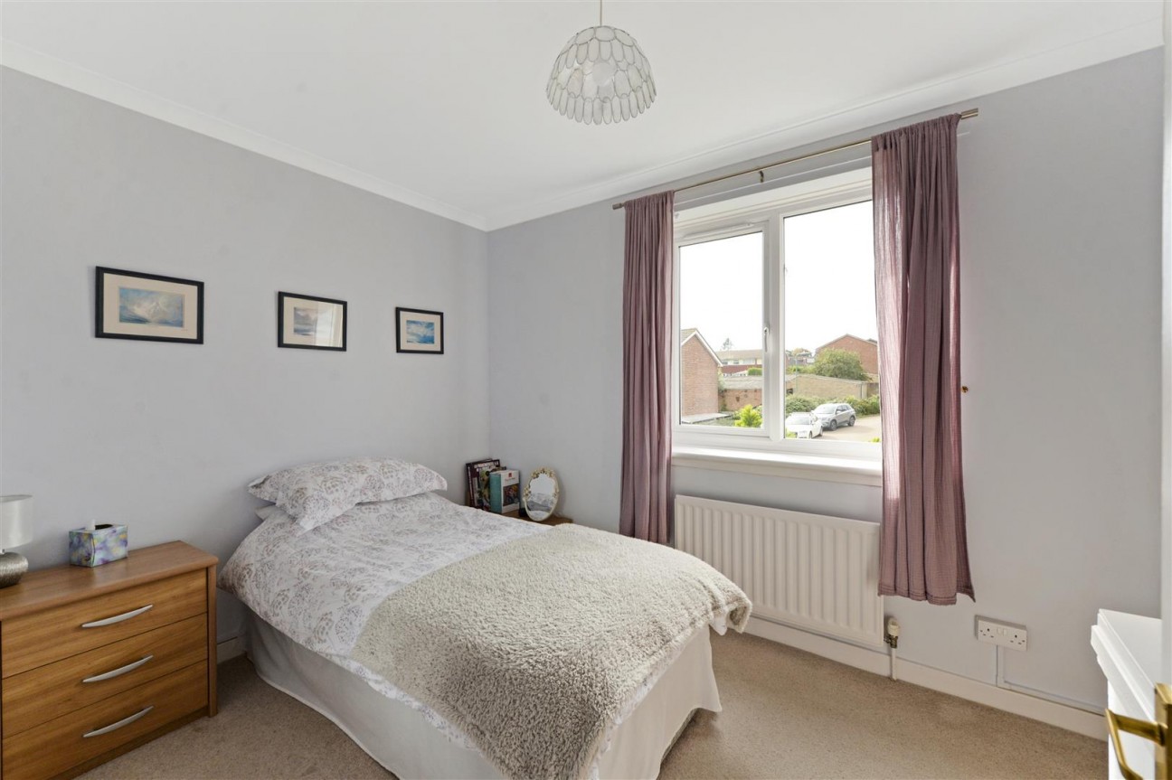 Lockswood, Allington