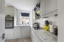 Saxon Close, Kings Hill, ME19 4SA