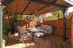 Maypole Drive, Kings Hill