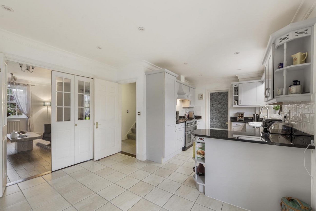 Maypole Drive, Kings Hill