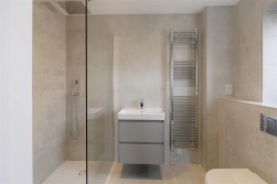 Barfield Gardens, Offham, West Malling