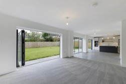 Barfield Gardens, Offham, West Malling