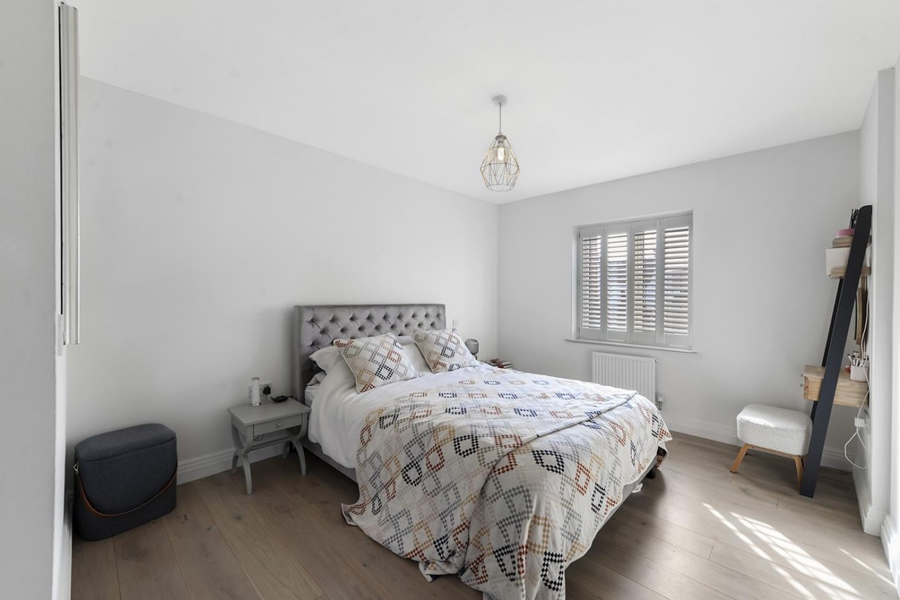 Regent Way, Kings Hill, West Malling