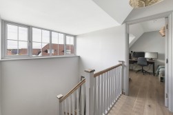 Regent Way, Kings Hill, West Malling