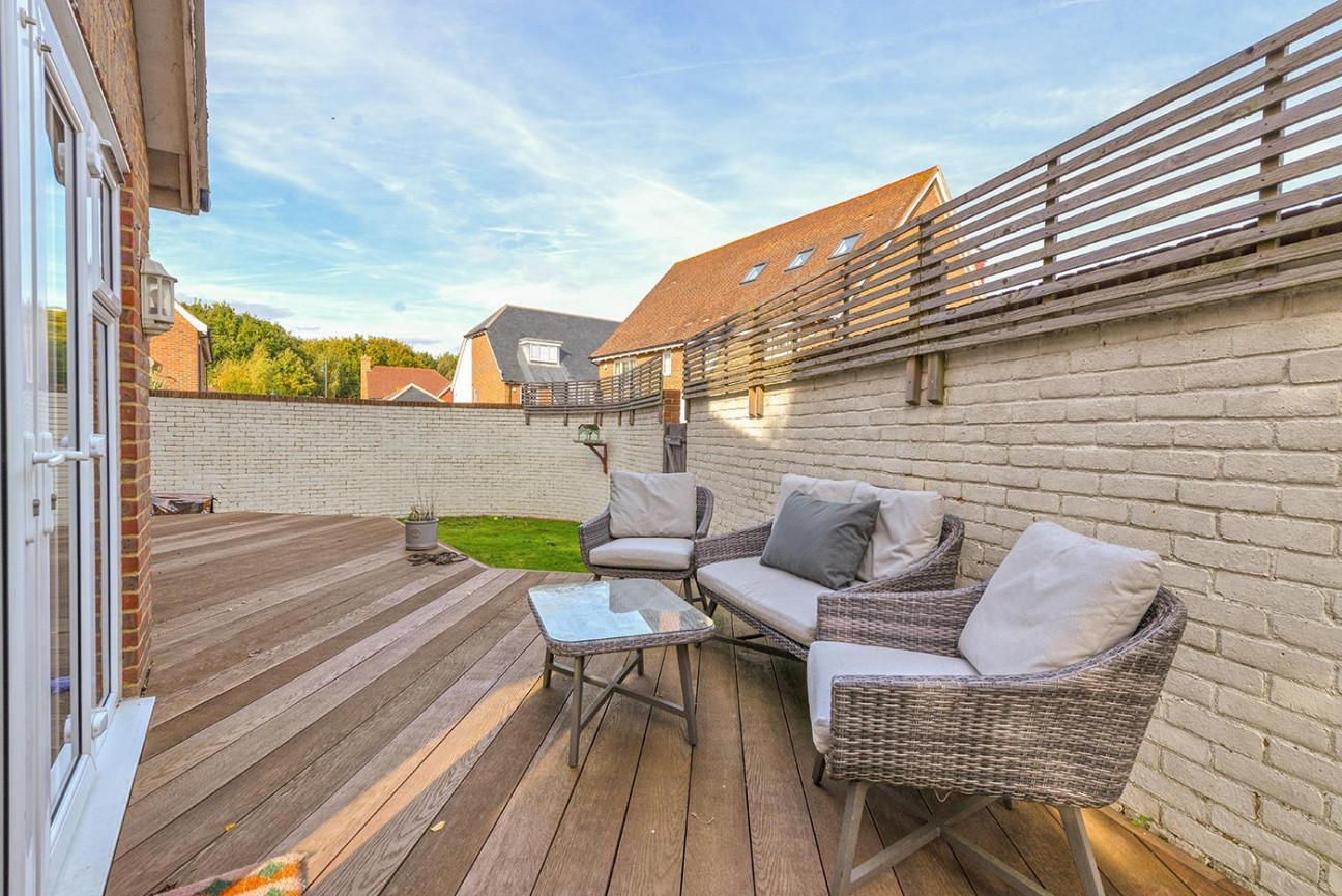 Regent Way, Kings Hill, West Malling