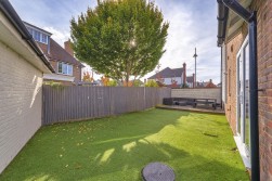 Regent Way, Kings Hill, West Malling