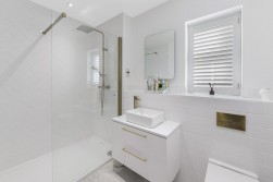 Regent Way, Kings Hill, West Malling