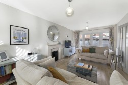 Regent Way, Kings Hill, West Malling