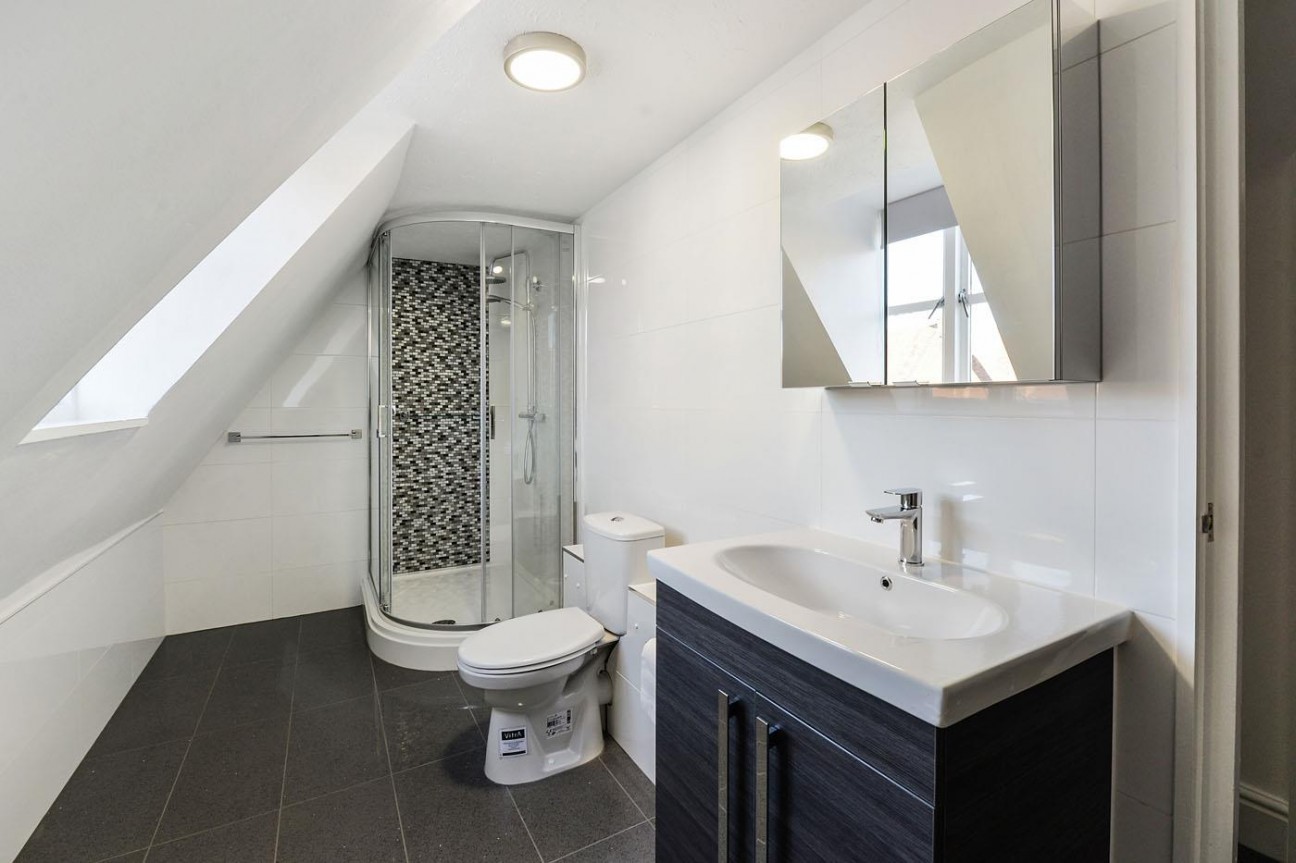 High Street, West Malling, ME19 6NA