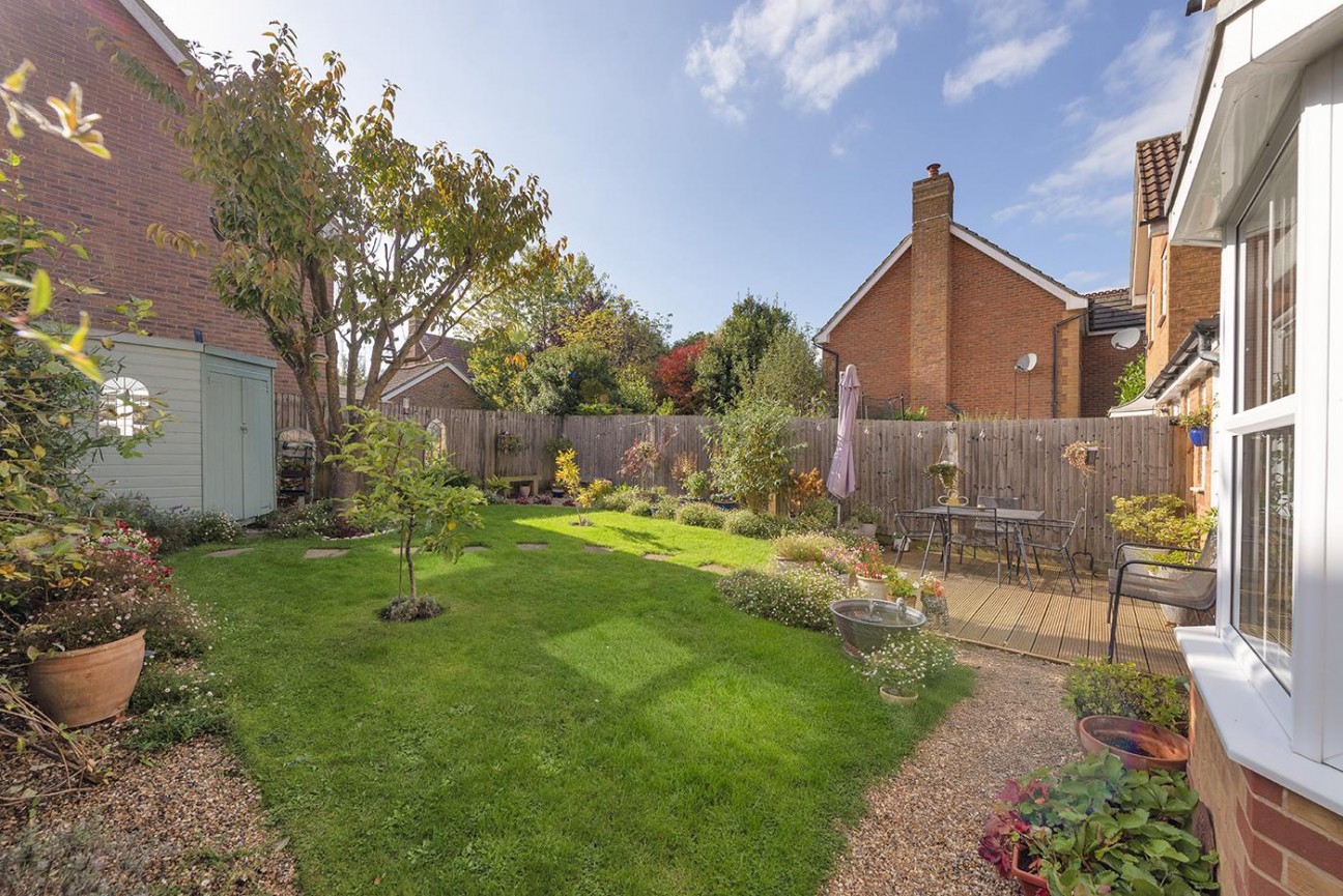 Chestnut Close, Kings Hill, ME19 4FP