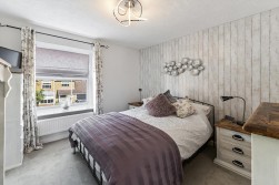 Chestnut Close, Kings Hill, ME19 4FP