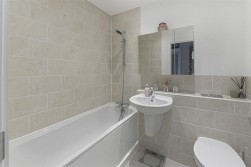 The Lakes, Larkfield, Aylesford