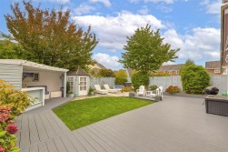 The Lakes, Larkfield, Aylesford