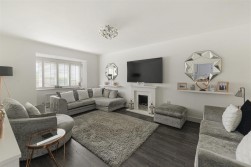 The Lakes, Larkfield, Aylesford