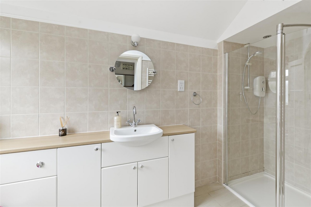 Old Kent Road, Paddock Wood