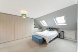 Old Kent Road, Paddock Wood