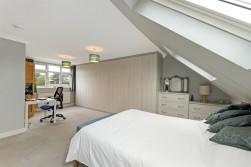 Old Kent Road, Paddock Wood