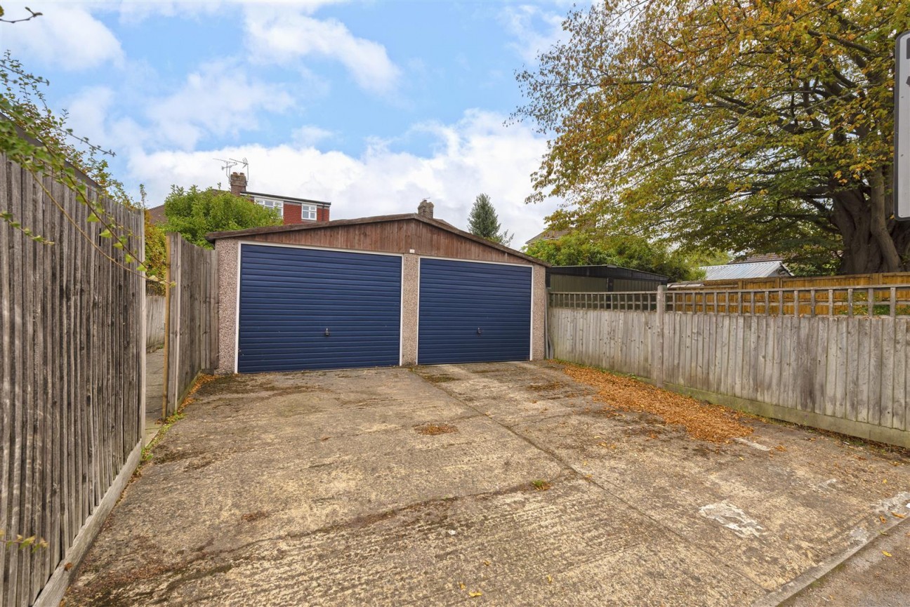 Old Kent Road, Paddock Wood