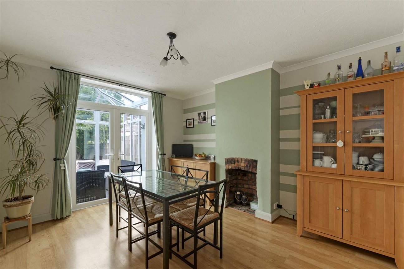 Old Kent Road, Paddock Wood