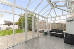 Old Kent Road, Paddock Wood