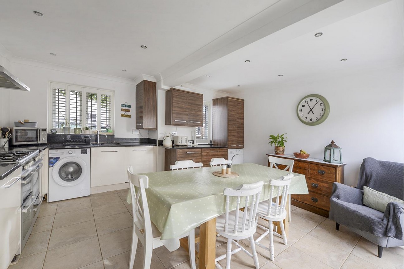 Anisa Close, Kings Hill, ME19 4EW