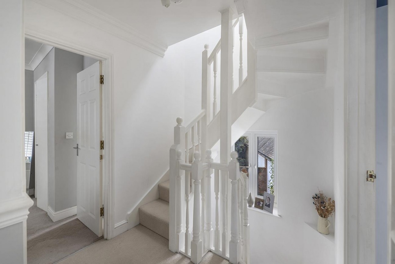 Anisa Close, Kings Hill, ME19 4EW