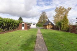 London Road, Ryarsh, West Malling