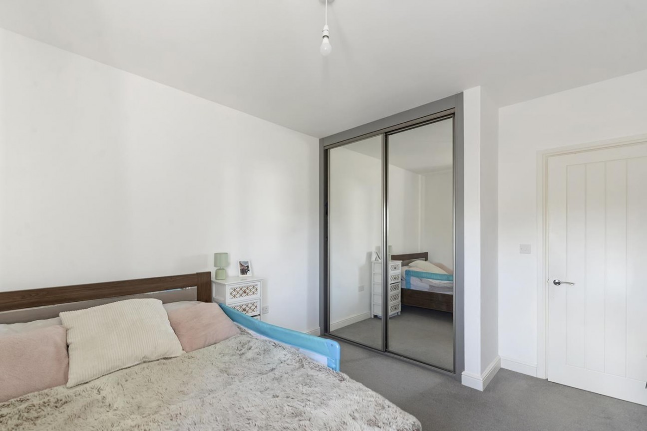 Nottingham Drive, Kings Hill