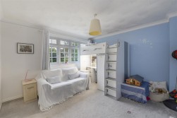 Parkfield, Hartley, Longfield