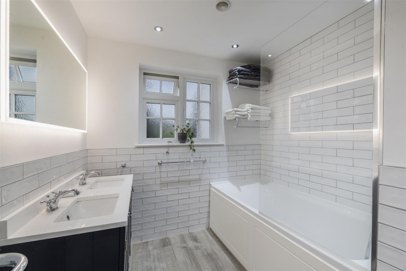 Parkfield, Hartley, Longfield