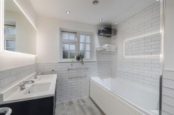 Parkfield, Hartley, Longfield