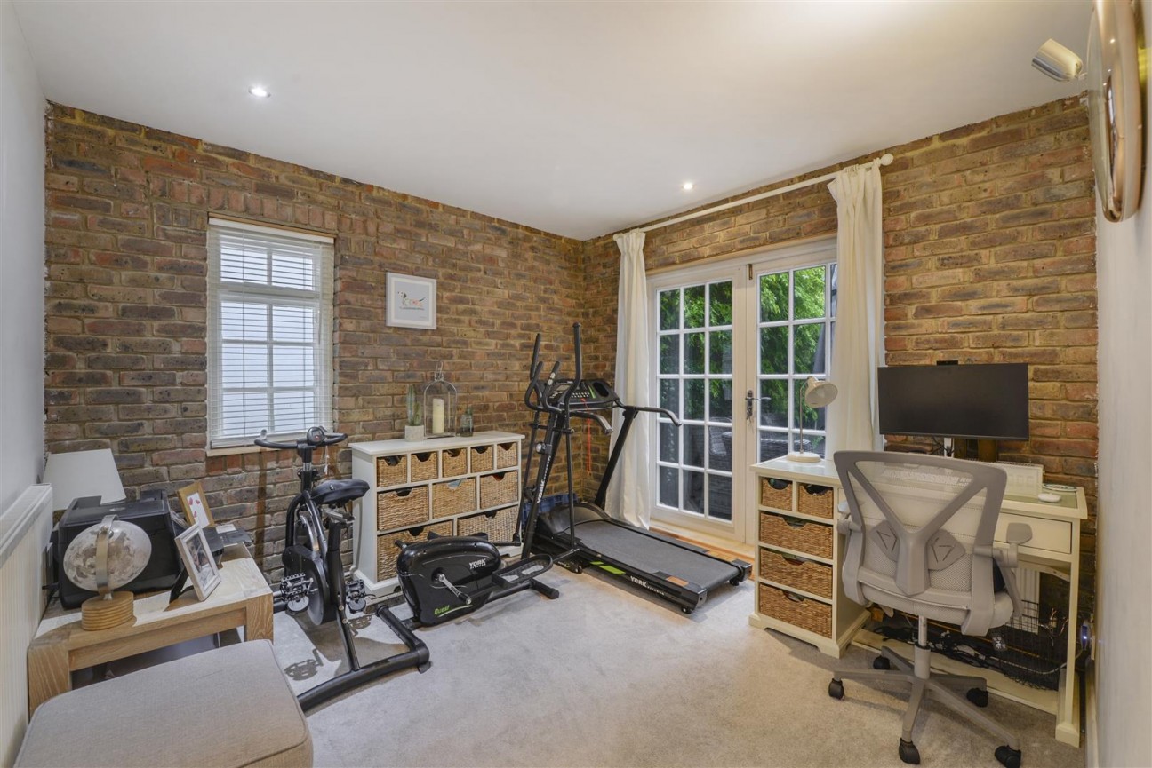 Parkfield, Hartley, Longfield